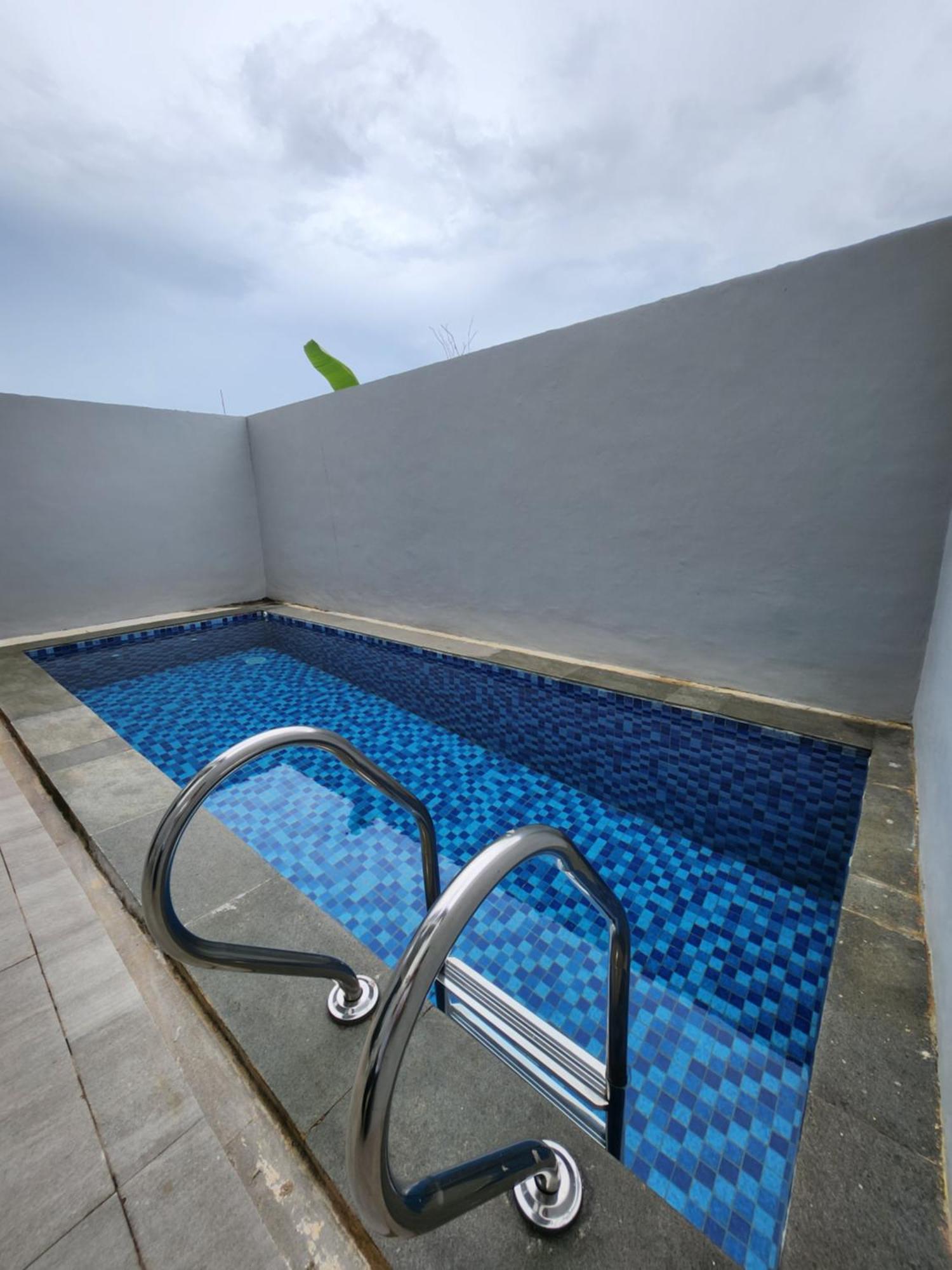 The Icon Central Batam 3 Bedroom Home Villa With Private Pool المظهر الخارجي الصورة
